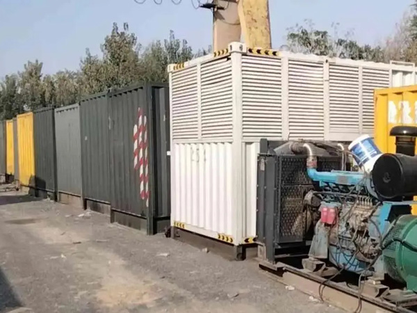 新乐200KW柴油发电机机组每小时油耗是多少?